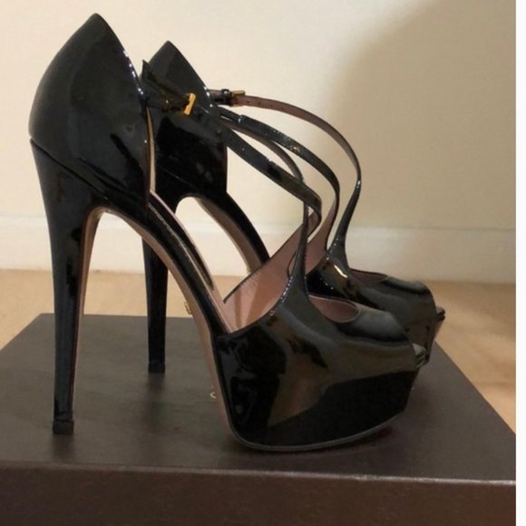 Gucci - Picture 2 of 4